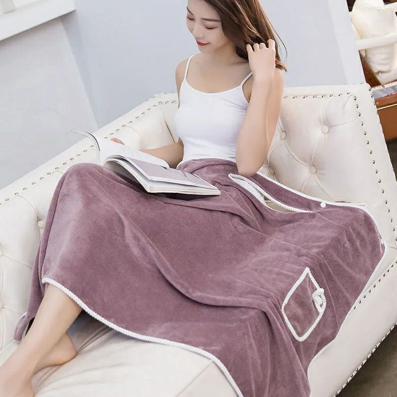 برنص استحمام قابل للارتداء بتصميم مشبك: عملية ومريحة للاستخدام في الحمام😍
