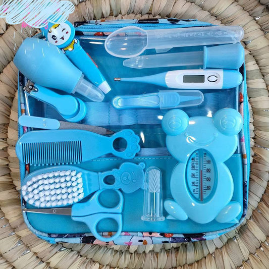 شنطة العناية المتكاملة للبيبي – 13 قطعة أساسية لكل أم جديدة! 🍼👶